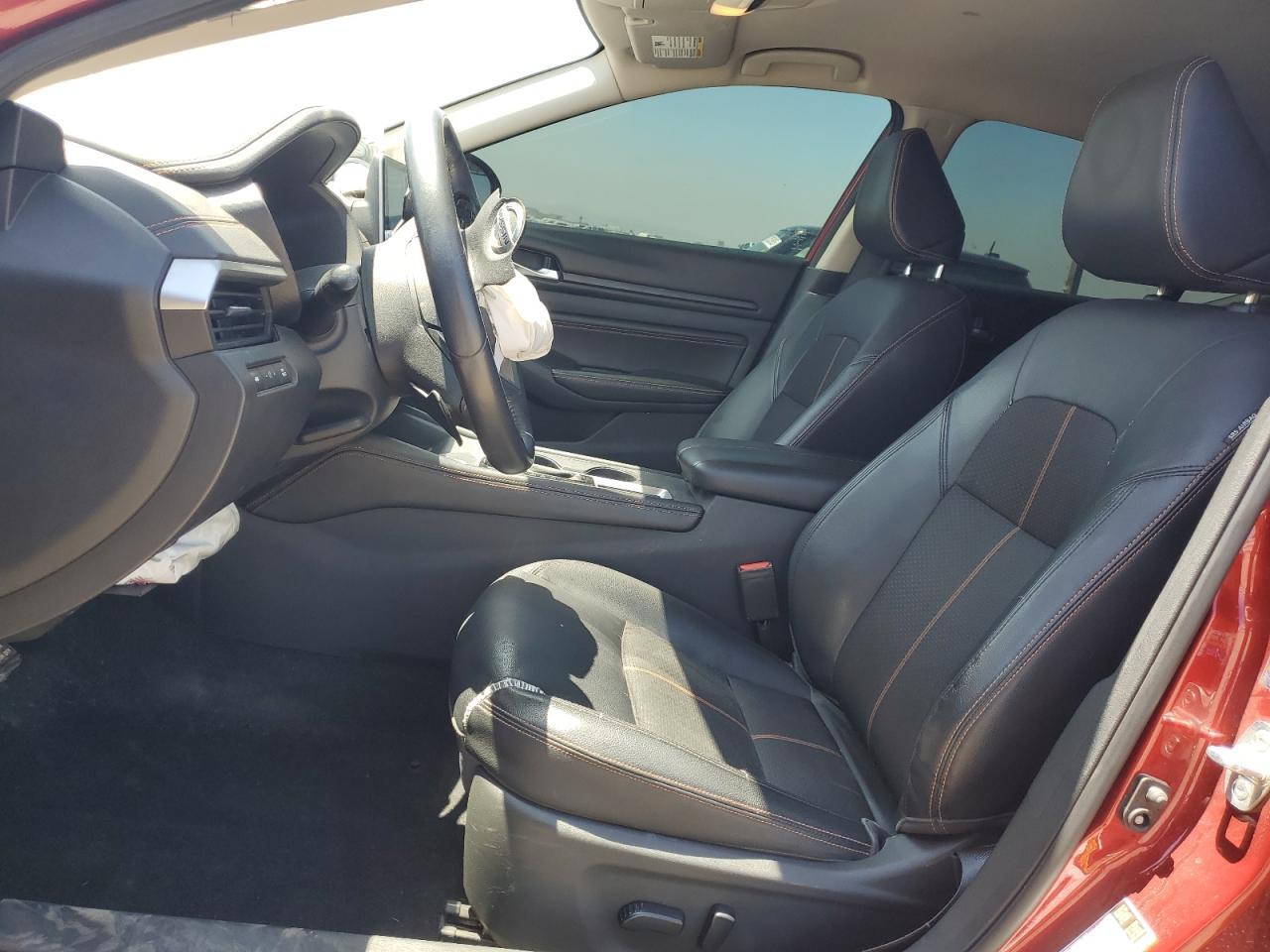 2019 Nissan Altima Sr - Image 7