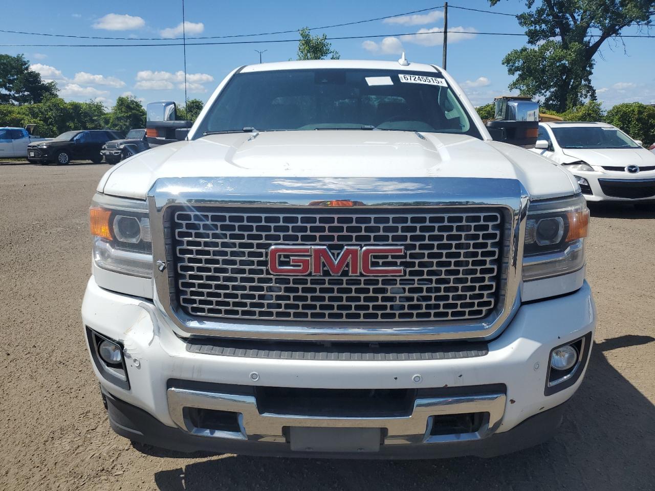 2015 GMC Sierra K2500 Denali - Image 5