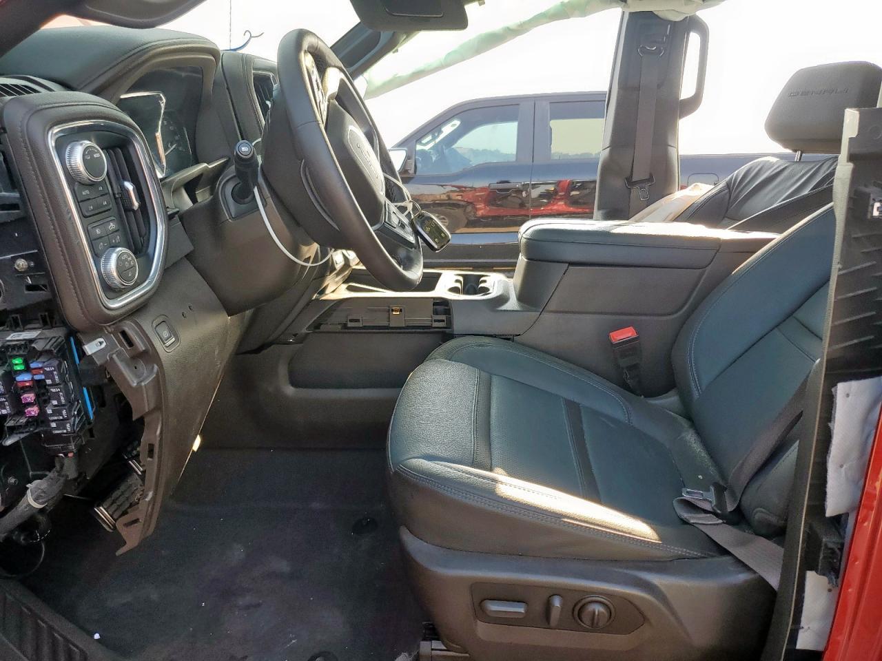 2023 GMC Sierra K2500 Denali - Фото 7
