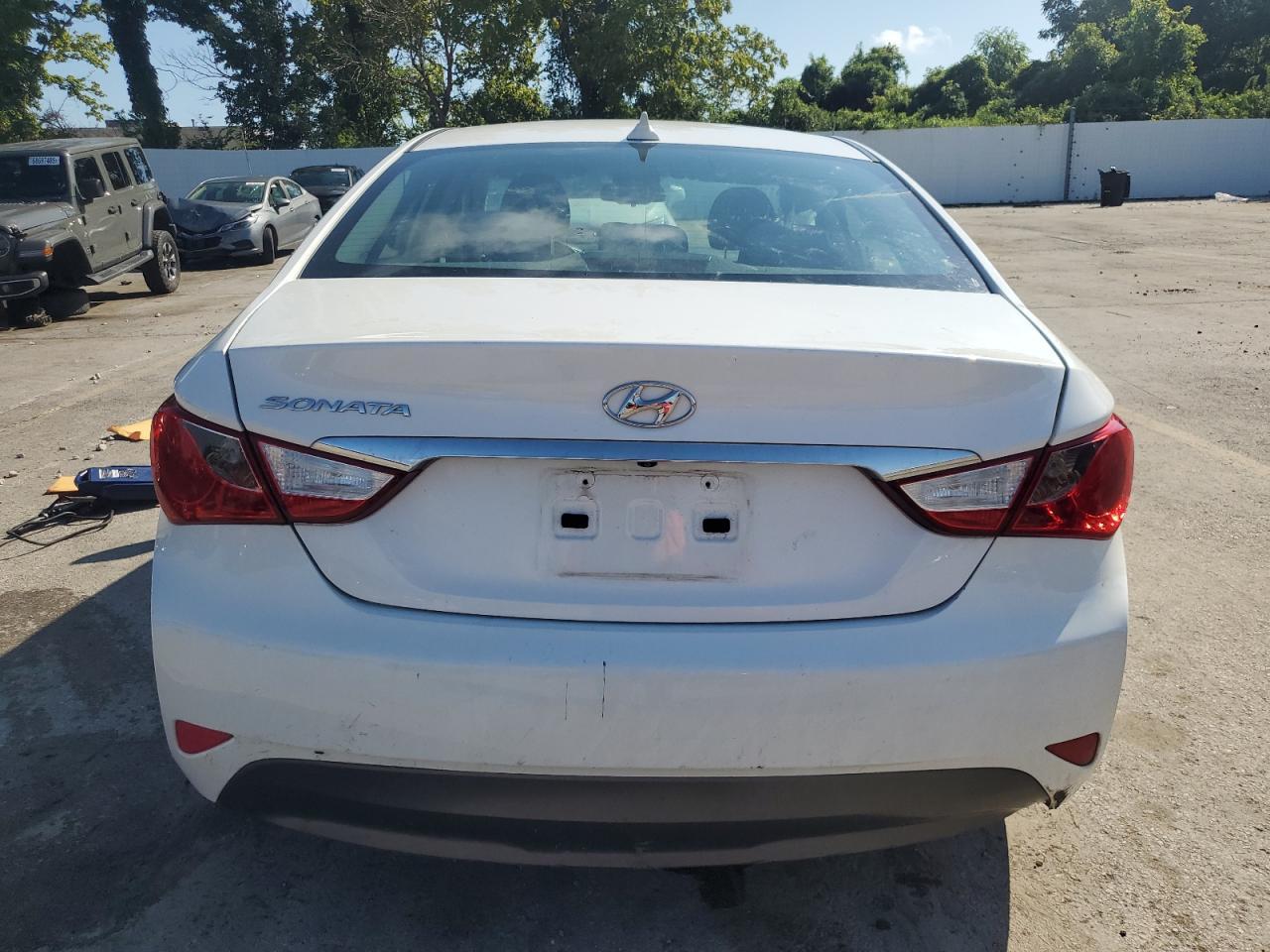 2014 Hyundai Sonata Gls - Image 6