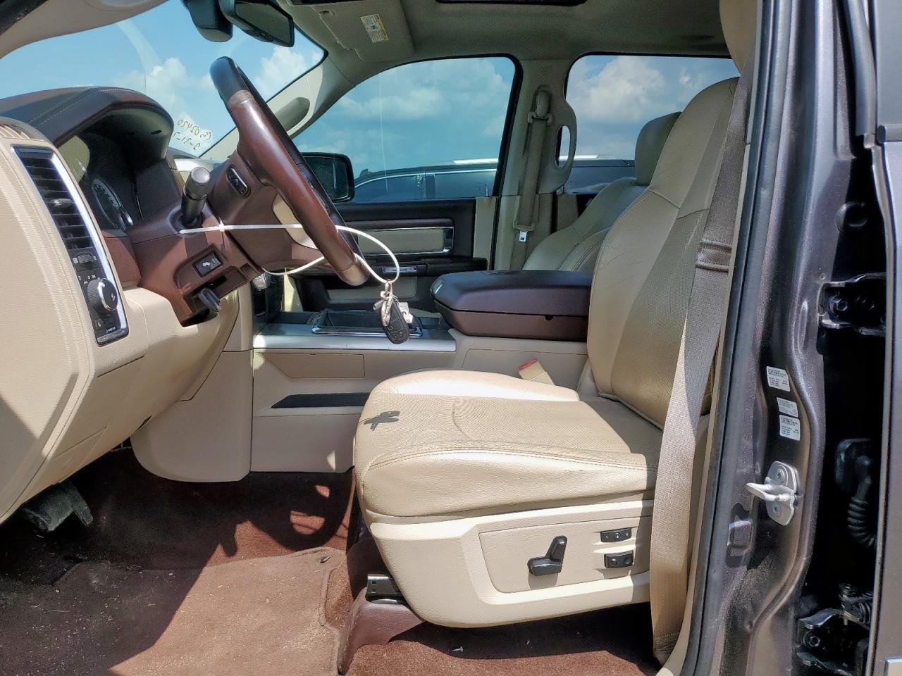 2015 Ram 1500 Laramie - Фото 7