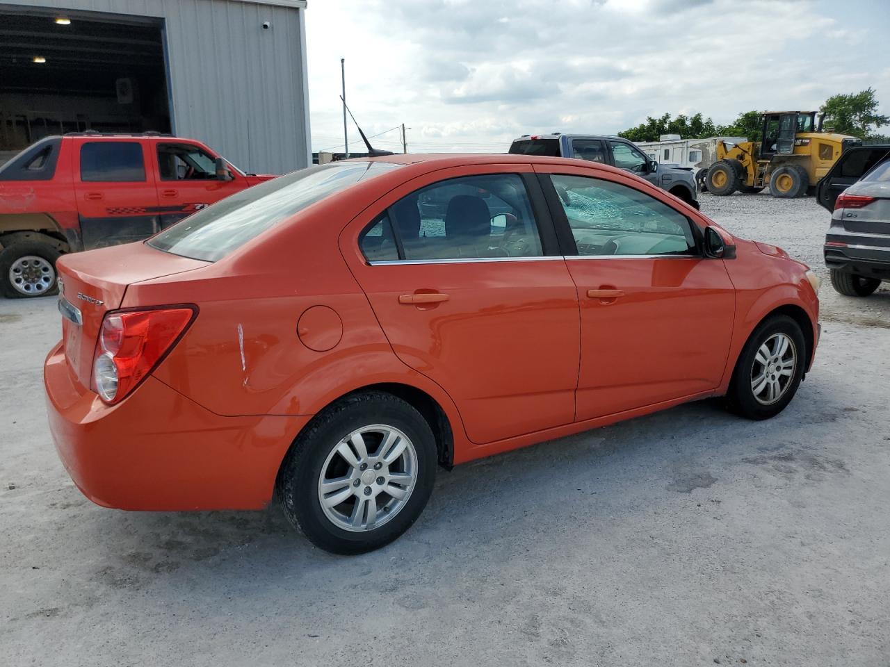 2013 Chevrolet Sonic Lt - Фото 3