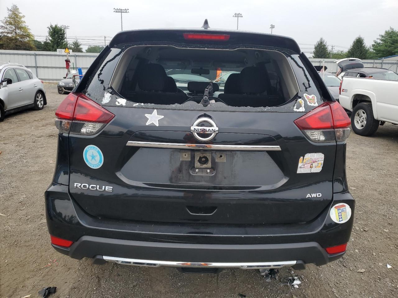 2017 Nissan Rogue S - Фото 6