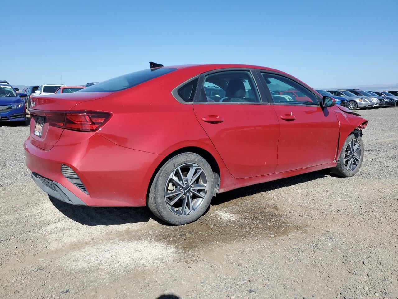 2022 Kia Forte Fe - Фото 3