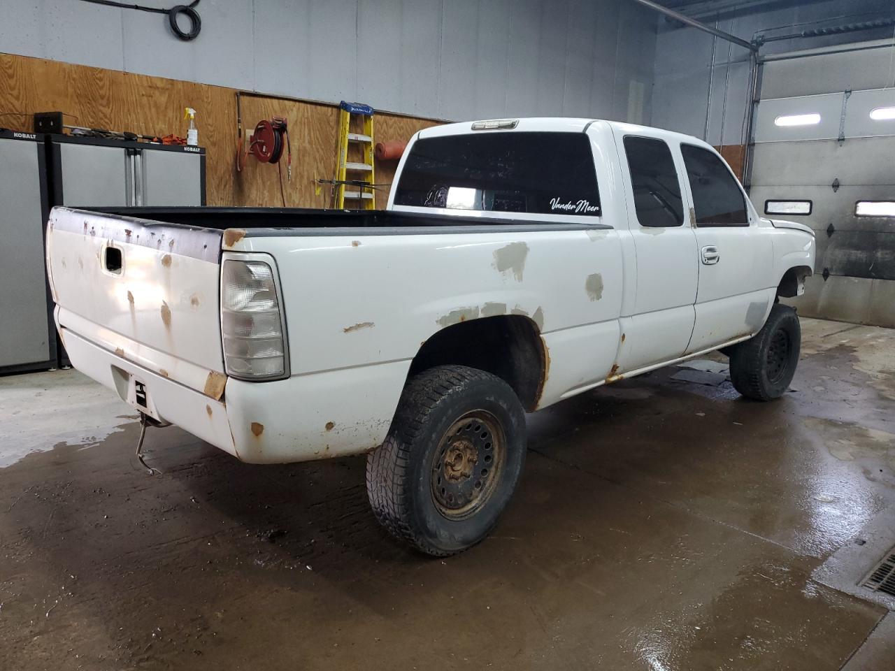 2004 Chevrolet Silverado K1500 - Фото 3