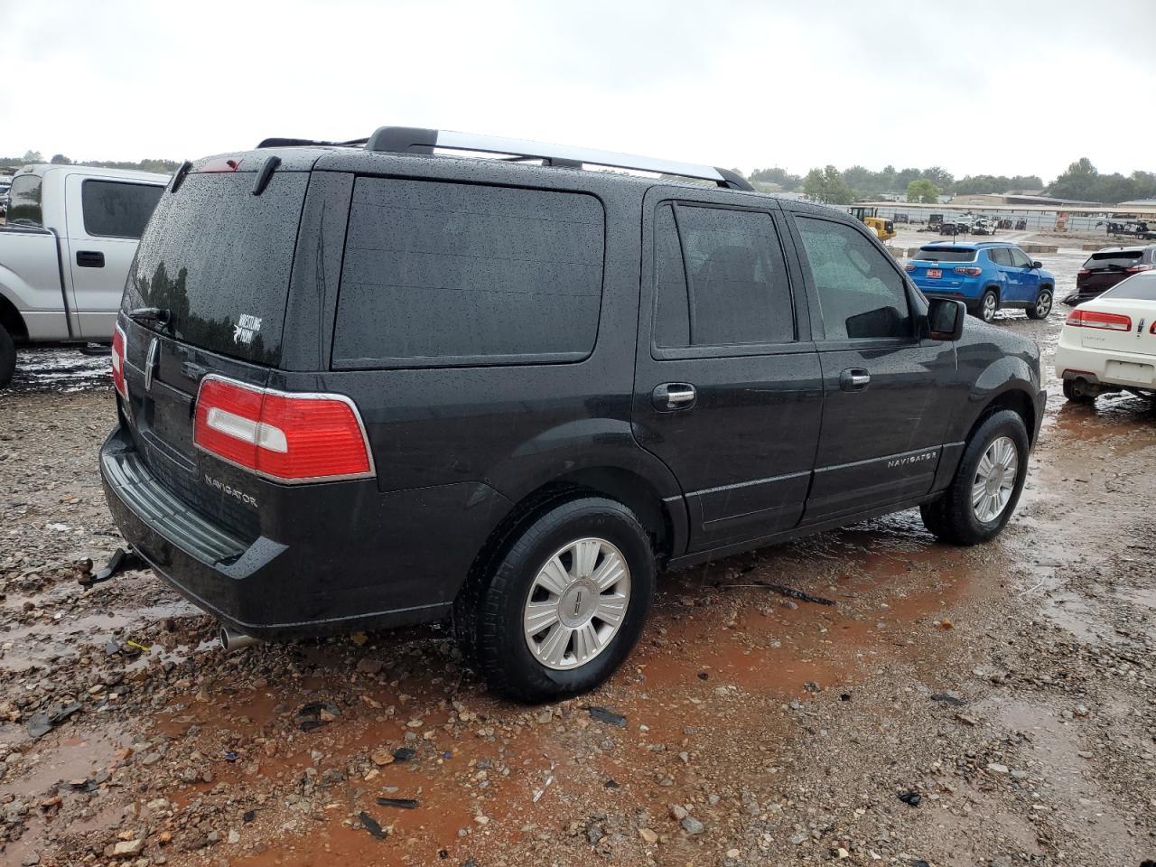 2011 Lincoln Navigator - Фото 3
