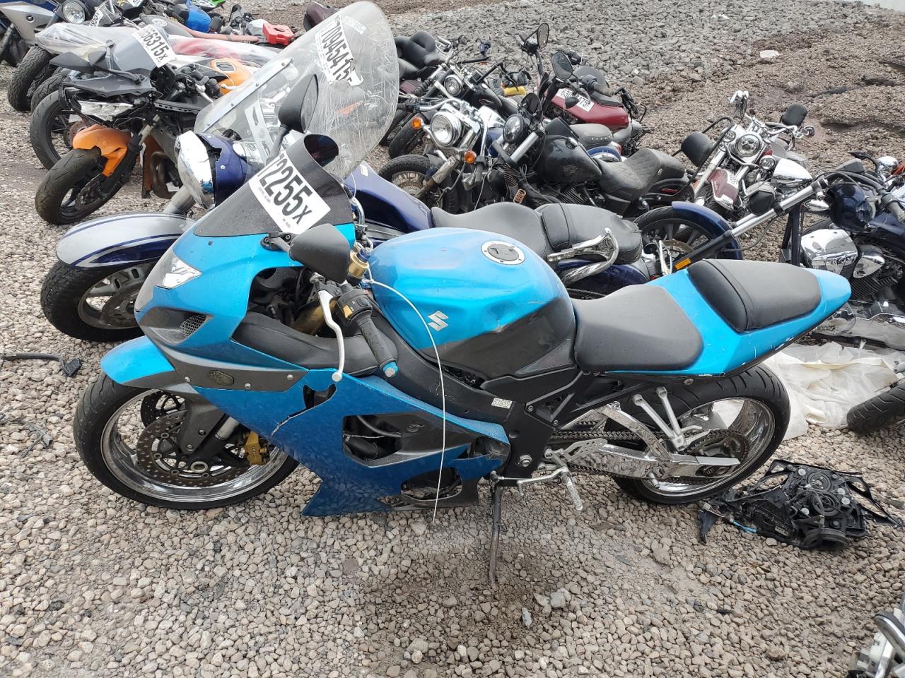 2004 Suzuki Gsx-R750 K - Фото 3