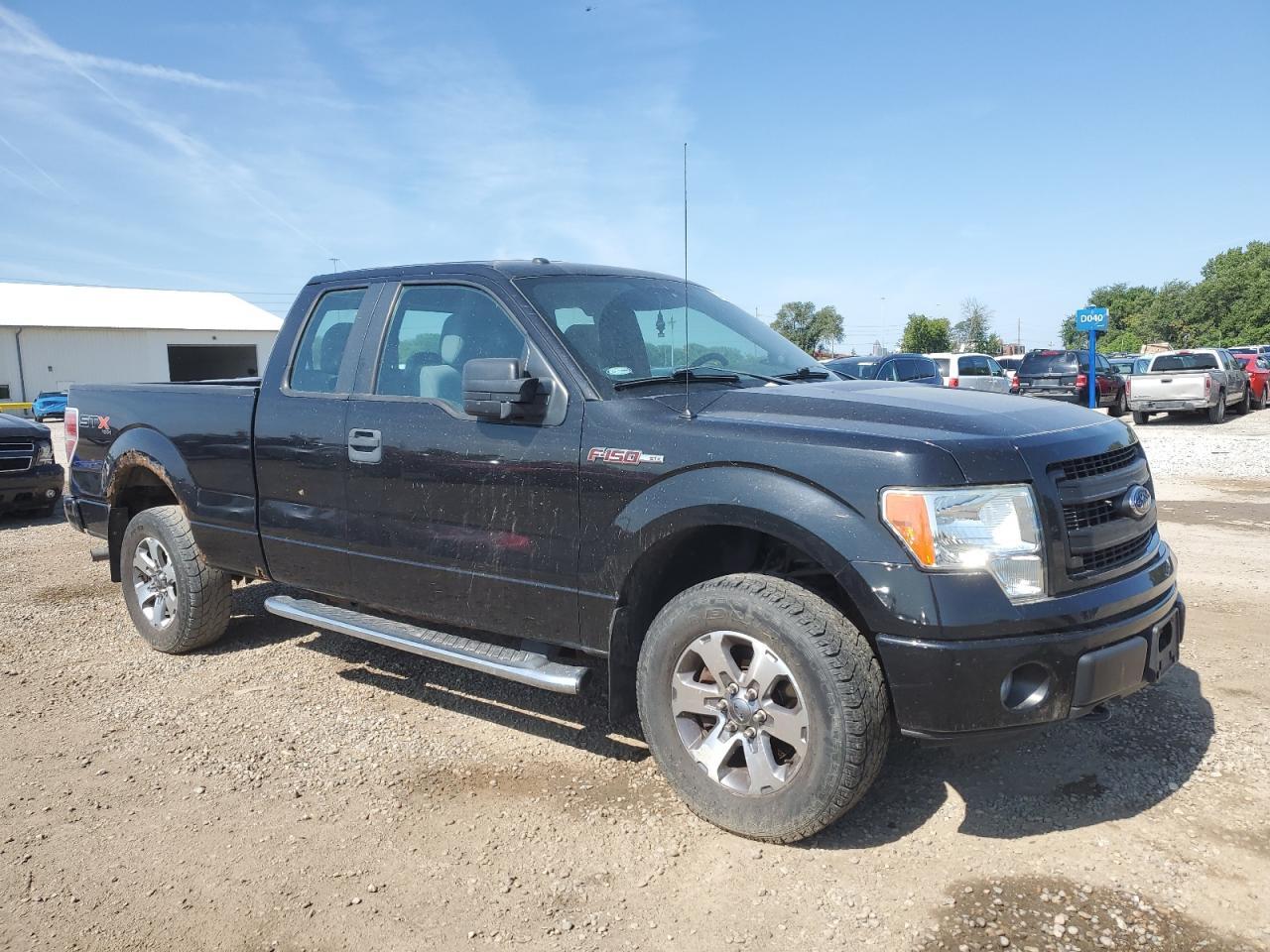 2013 Ford F150 Super Cab - Фото 4