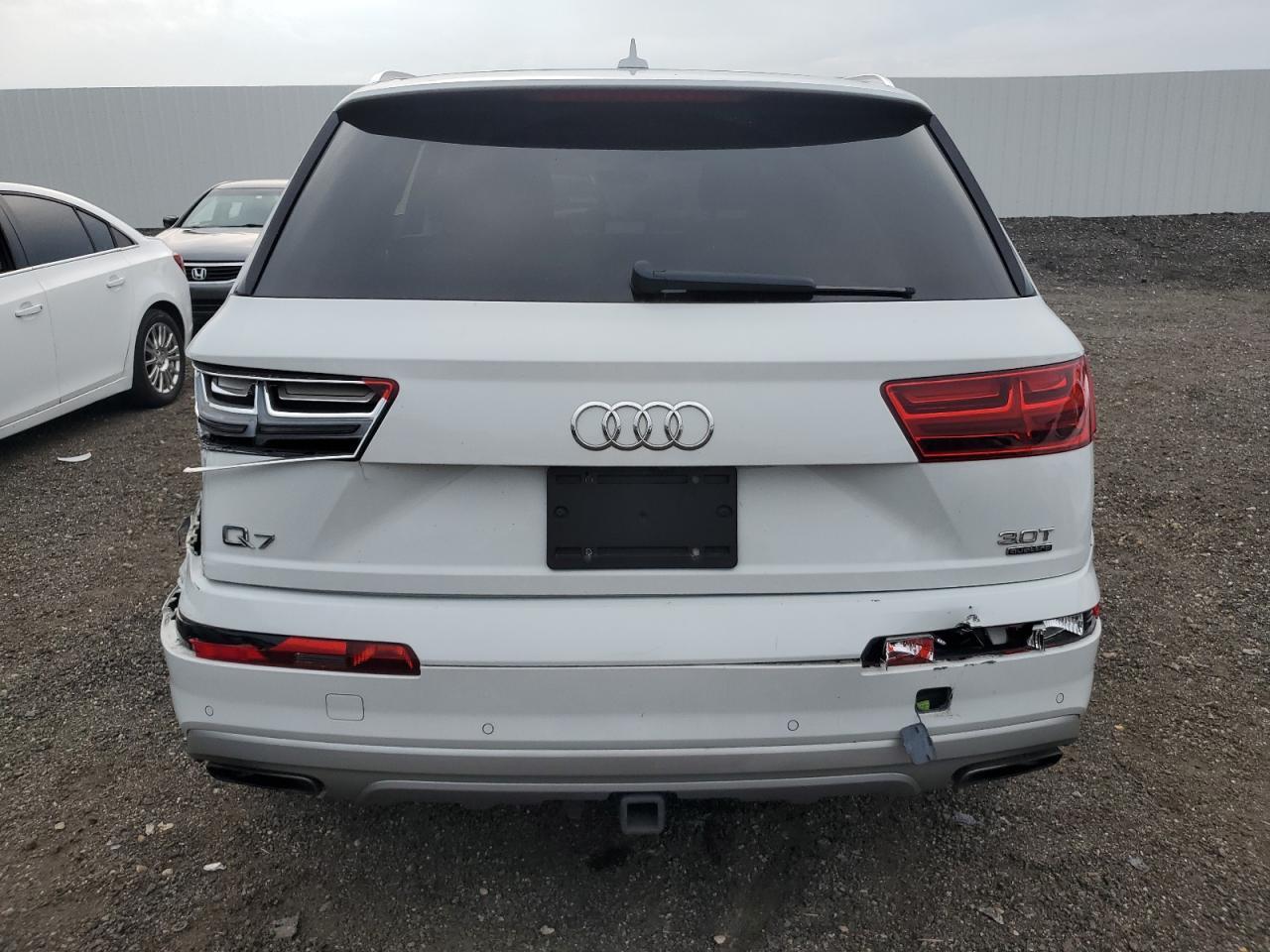 2018 Audi Q7 Premium Plus - Image 6
