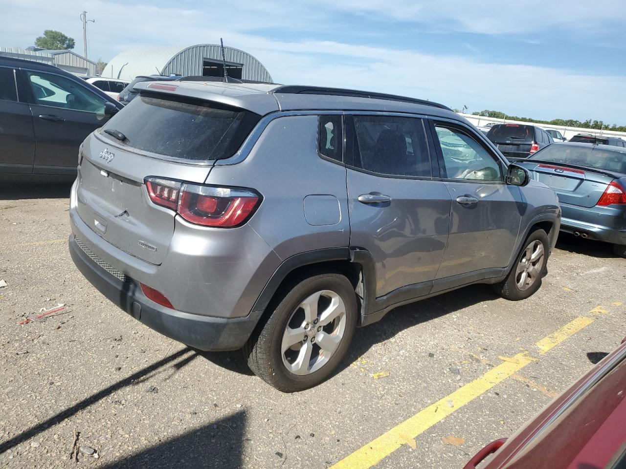 2018 Jeep Compass Latitude - Фото 3