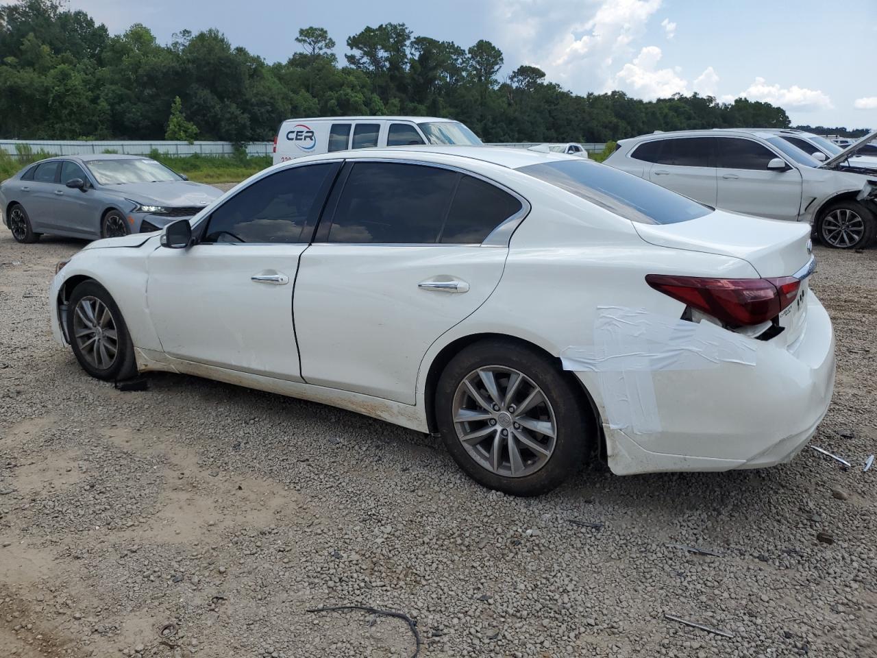 2021 Infiniti Q50 Pure - Фото 2