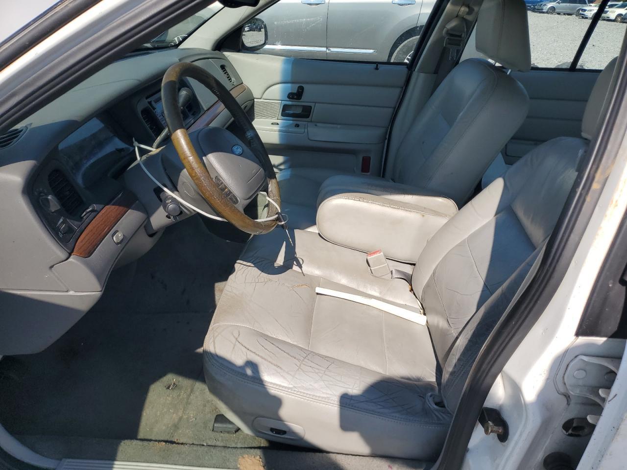 2003 Ford Crown Victoria Lx - Image 7