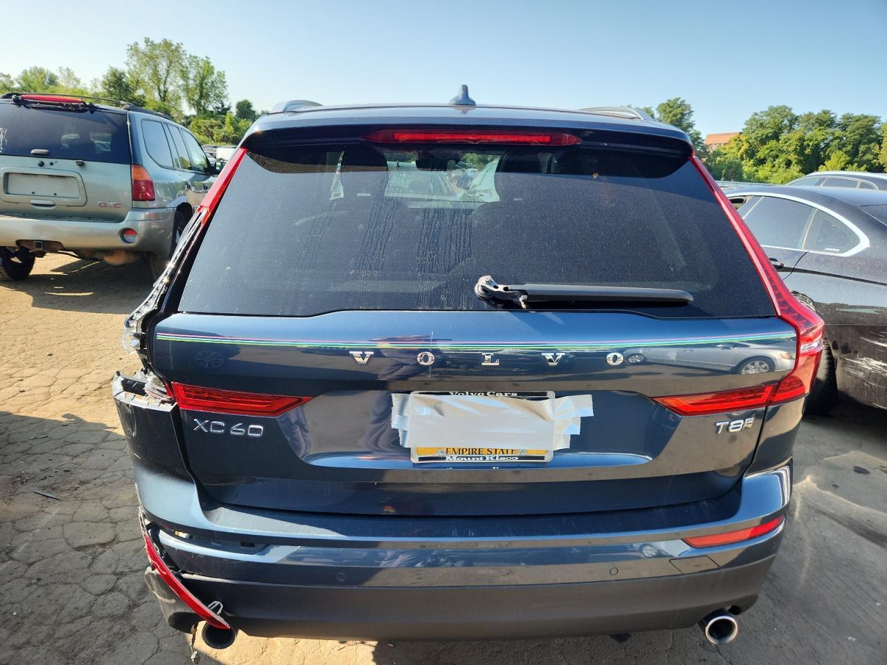 2019 Volvo Xc60 T8 Momentum - Image 6