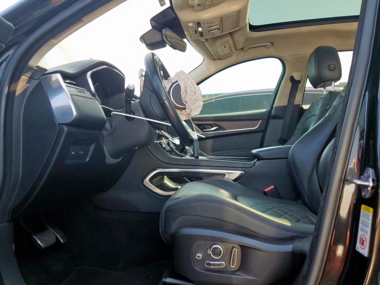 2021 Jaguar F-Pace S - Image 7