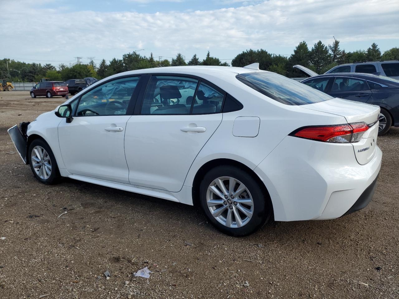 2024 Toyota Corolla Le - Image 2