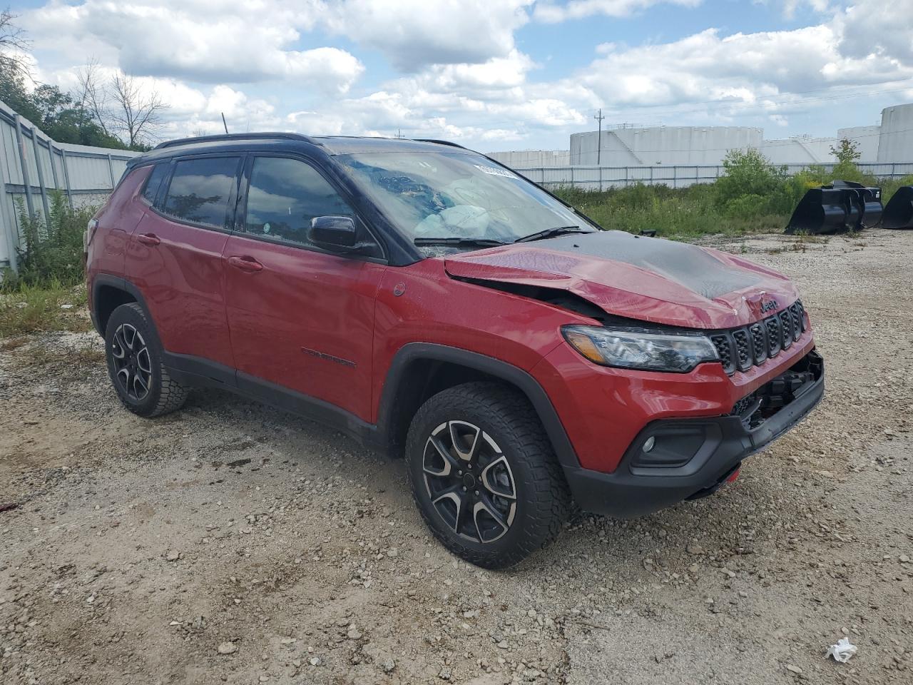 2025 Jeep Compass Trailhawk - Фото 4