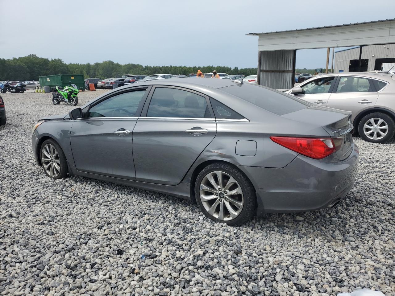 2012 Hyundai Sonata Se - Image 2