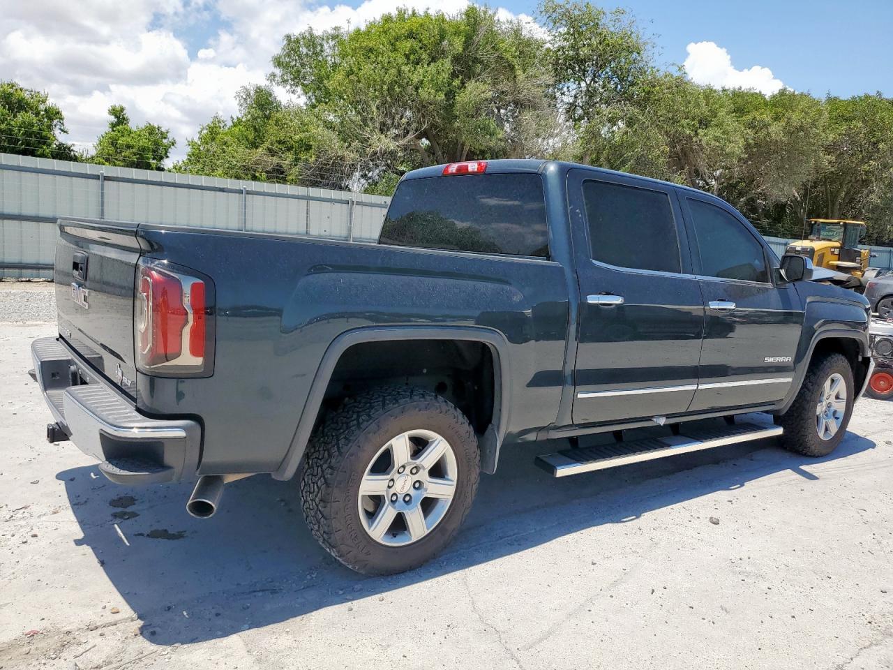 2017 GMC Sierra C1500 Slt - Image 3