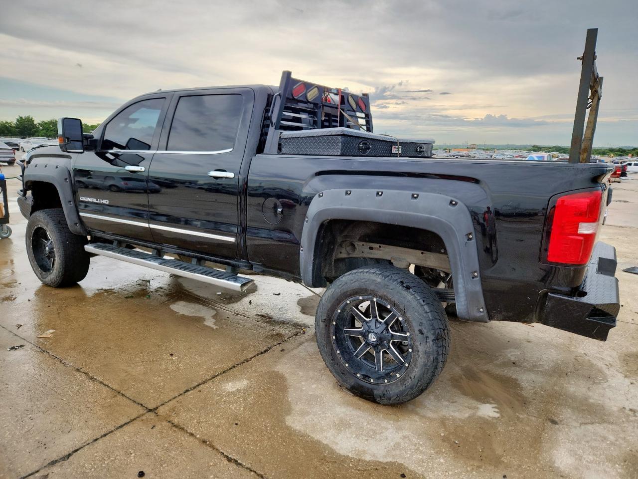 2015 GMC Sierra K2500 Denali - Фото 2