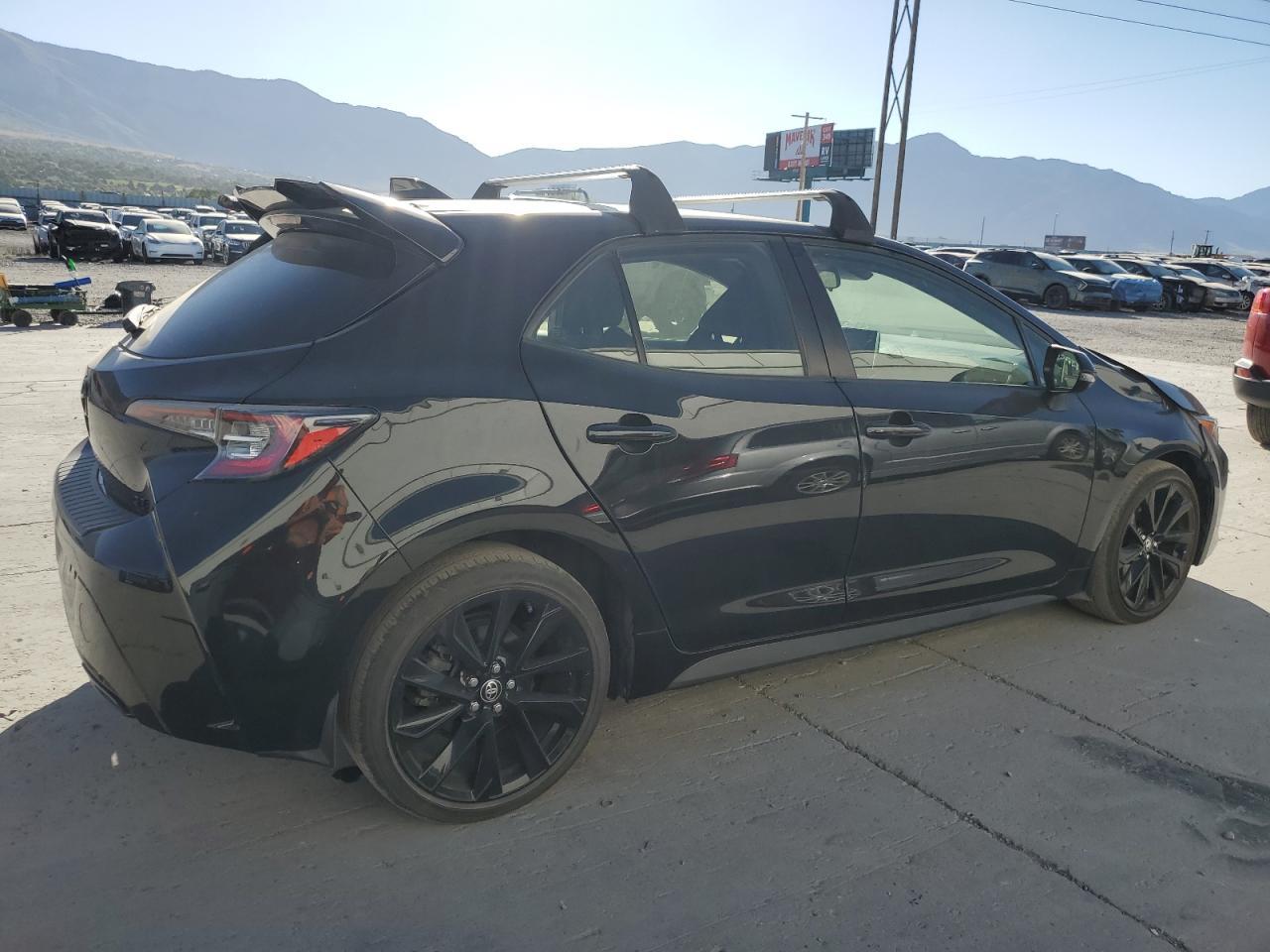2022 Toyota Corolla Se - Фото 3