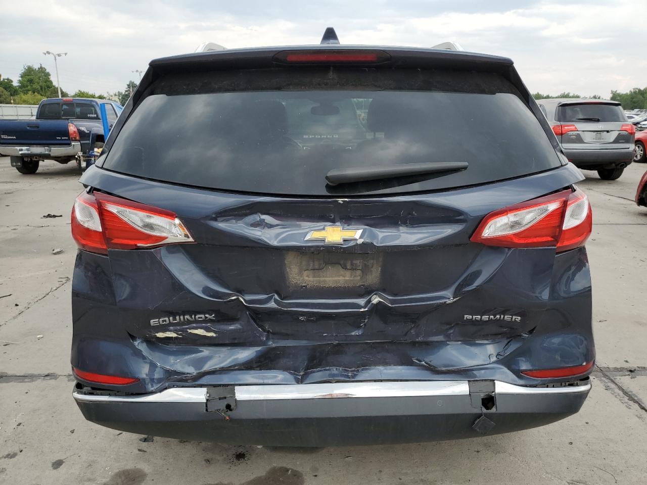 2019 Chevrolet Equinox Premier - Image 6
