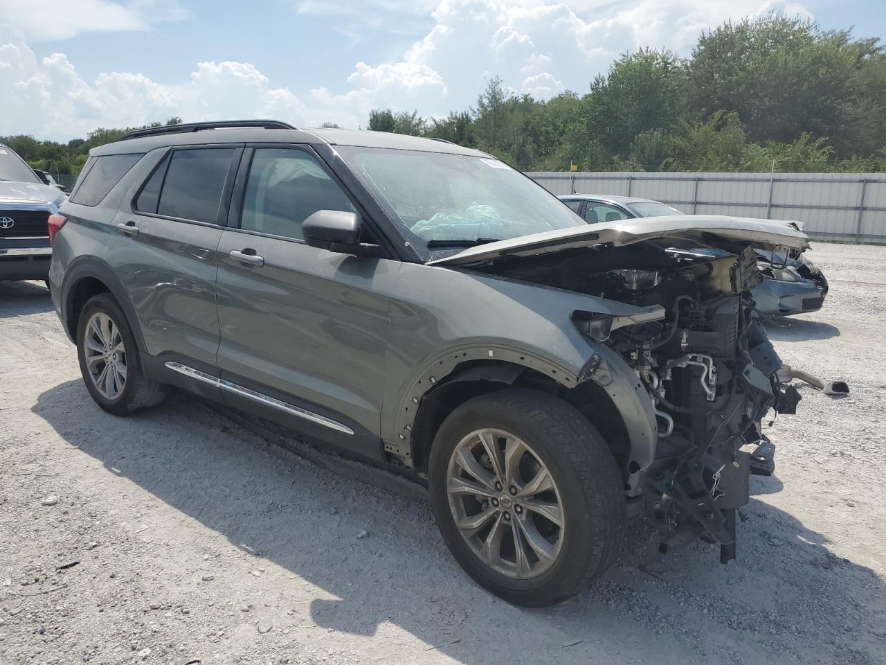 2020 Ford Explorer Xlt - Фото 4
