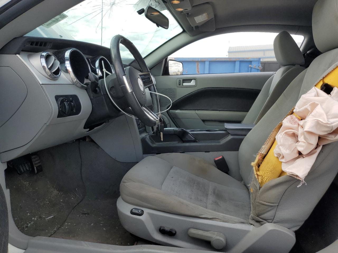 2008 Ford Mustang - Фото 7