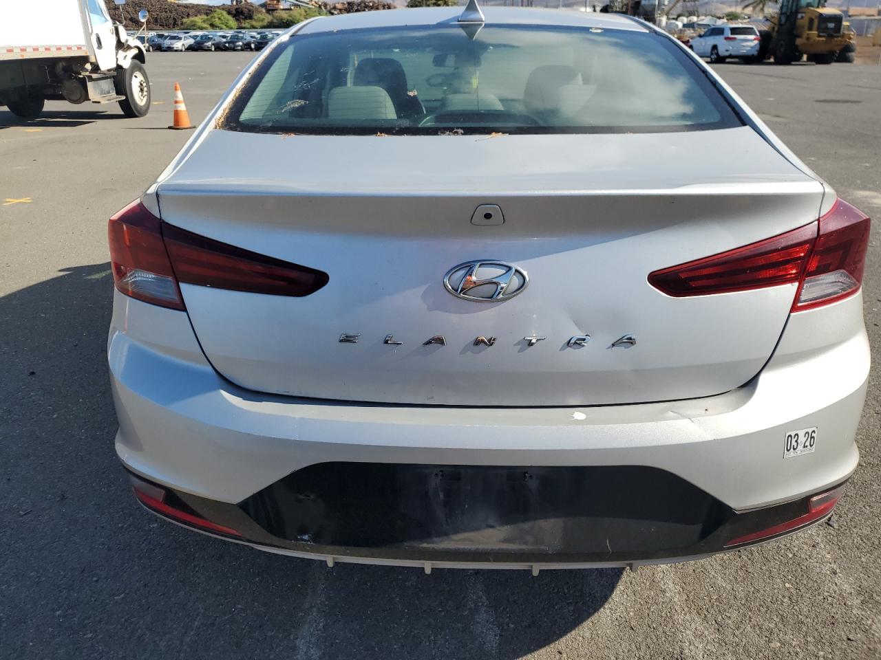 2020 Hyundai Elantra Sel - Фото 6
