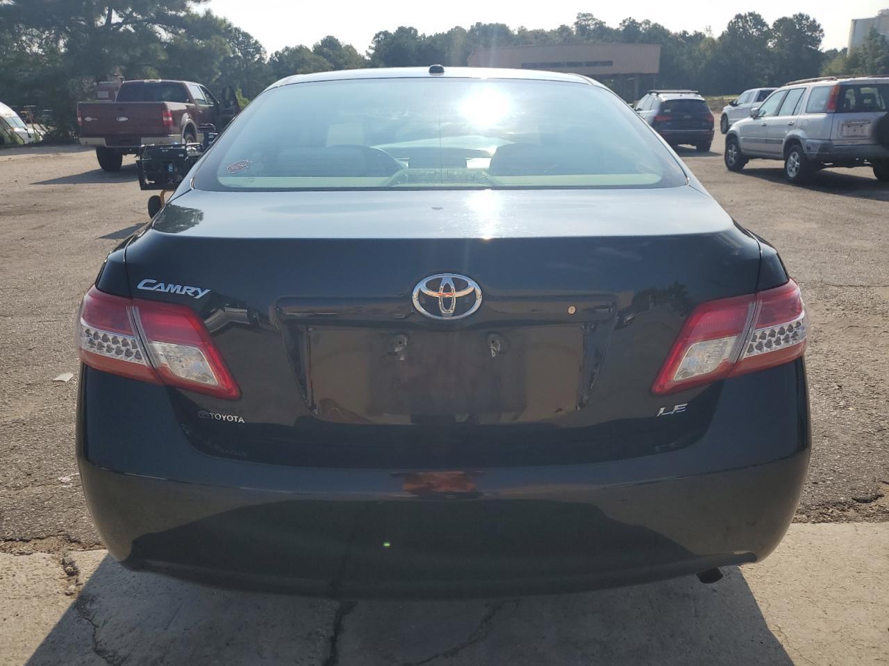 2011 Toyota Camry Base - Image 6