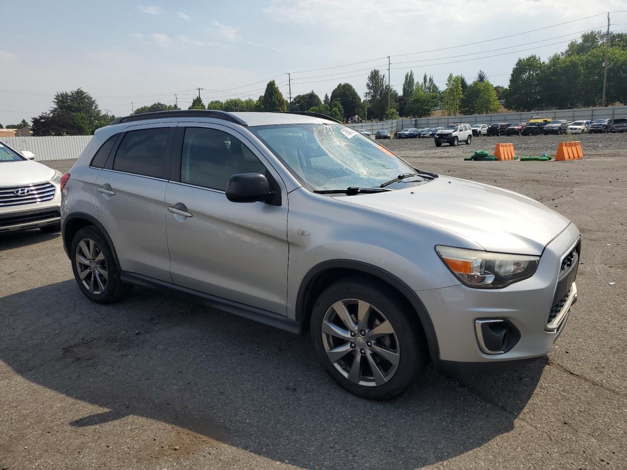 2013 Mitsubishi Outlander Sport Le - Фото 4
