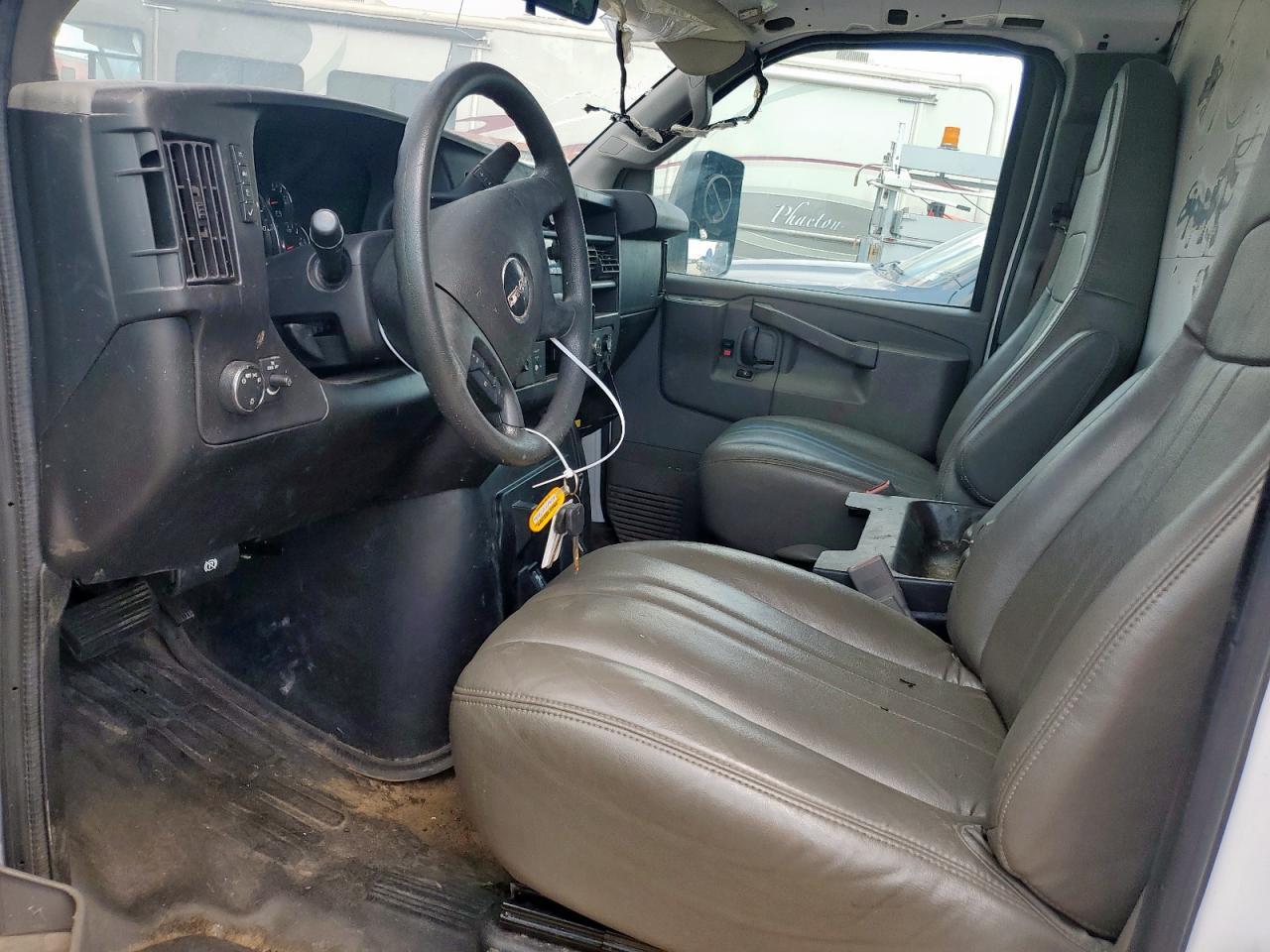 2021 GMC Savana Cutaway G3500 - Фото 7