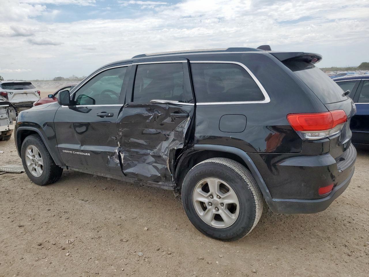 2016 Jeep Grand Cherokee Laredo - Фото 2