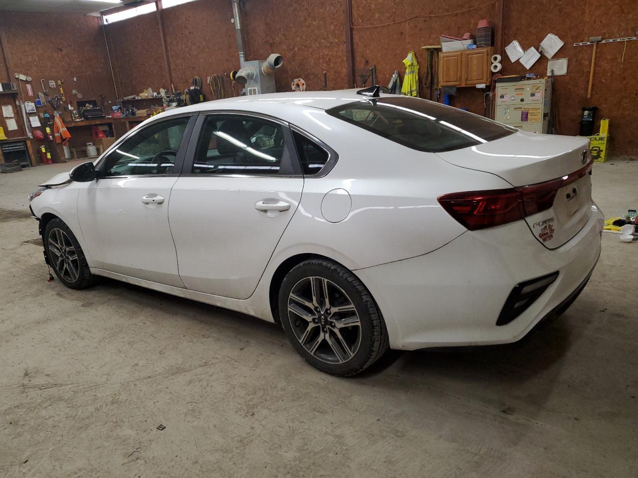 2019 Kia Forte Ex - Image 2