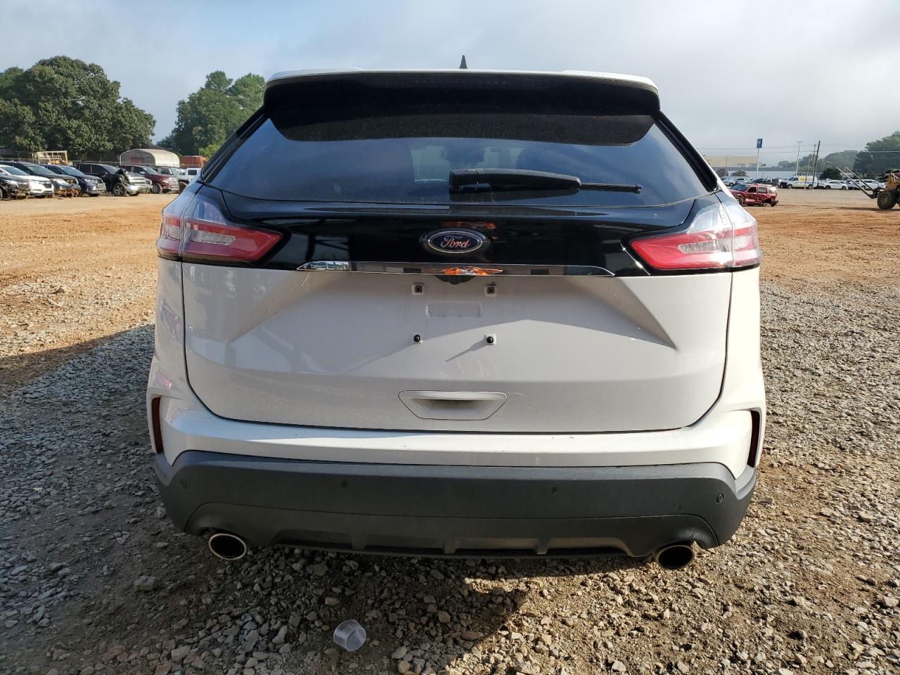 2020 Ford Edge Se - Фото 6