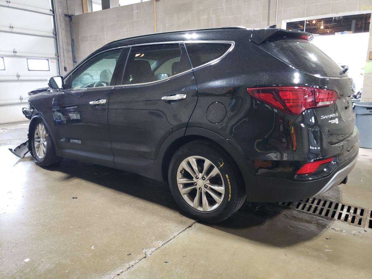 2017 Hyundai Santa Fe Sport - Фото 2