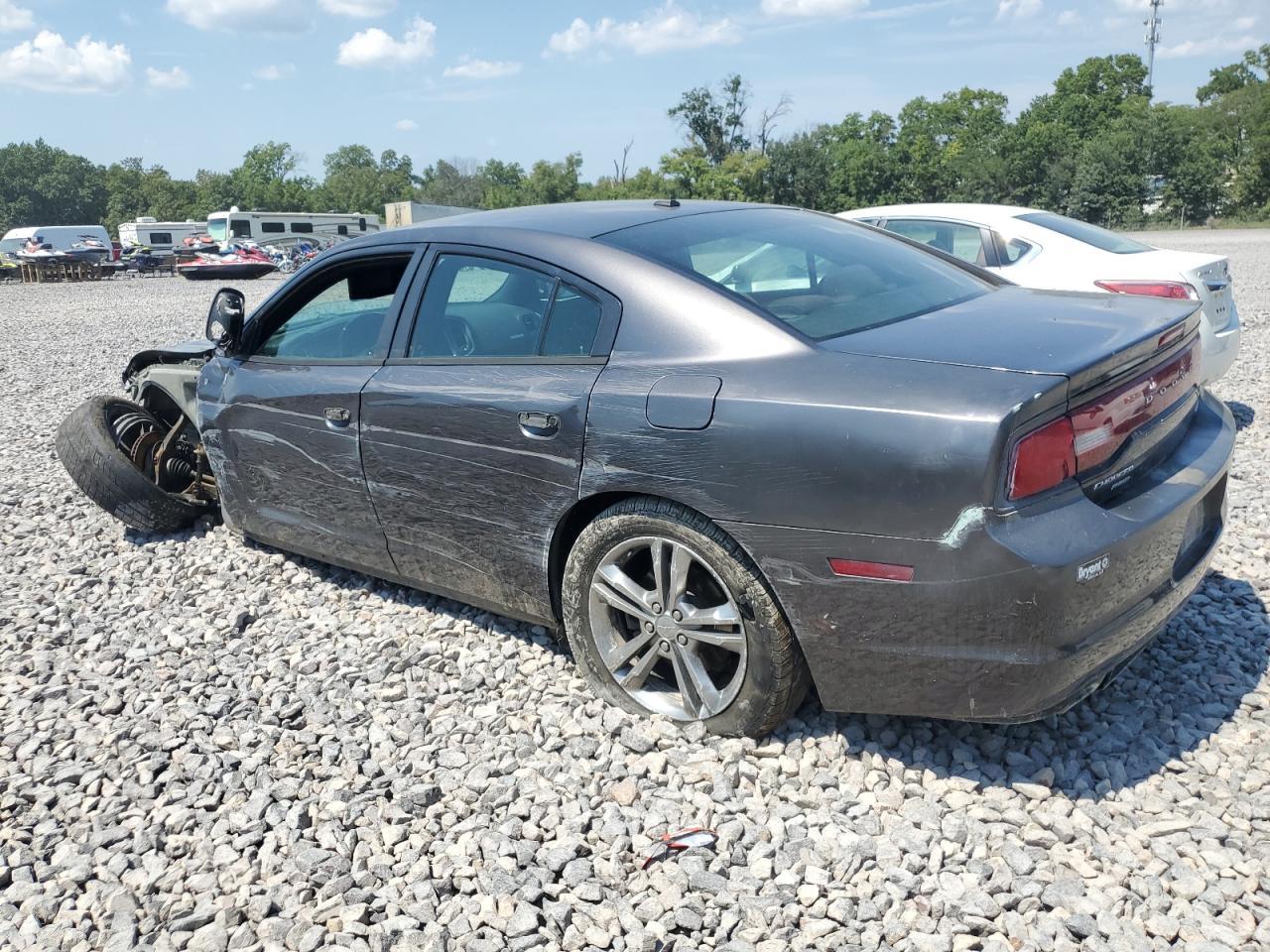 2014 Dodge Charger R/T - Image 2