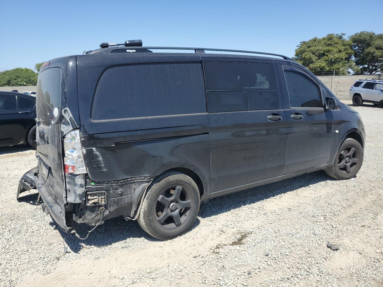 2017 Mercedes-Benz Metris - Image 3