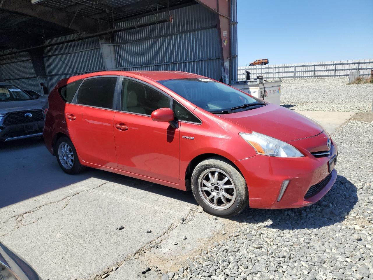 2012 Toyota Prius V - Фото 4