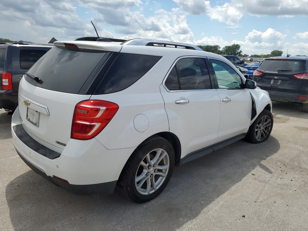 2017 Chevrolet Equinox Premier - Фото 3