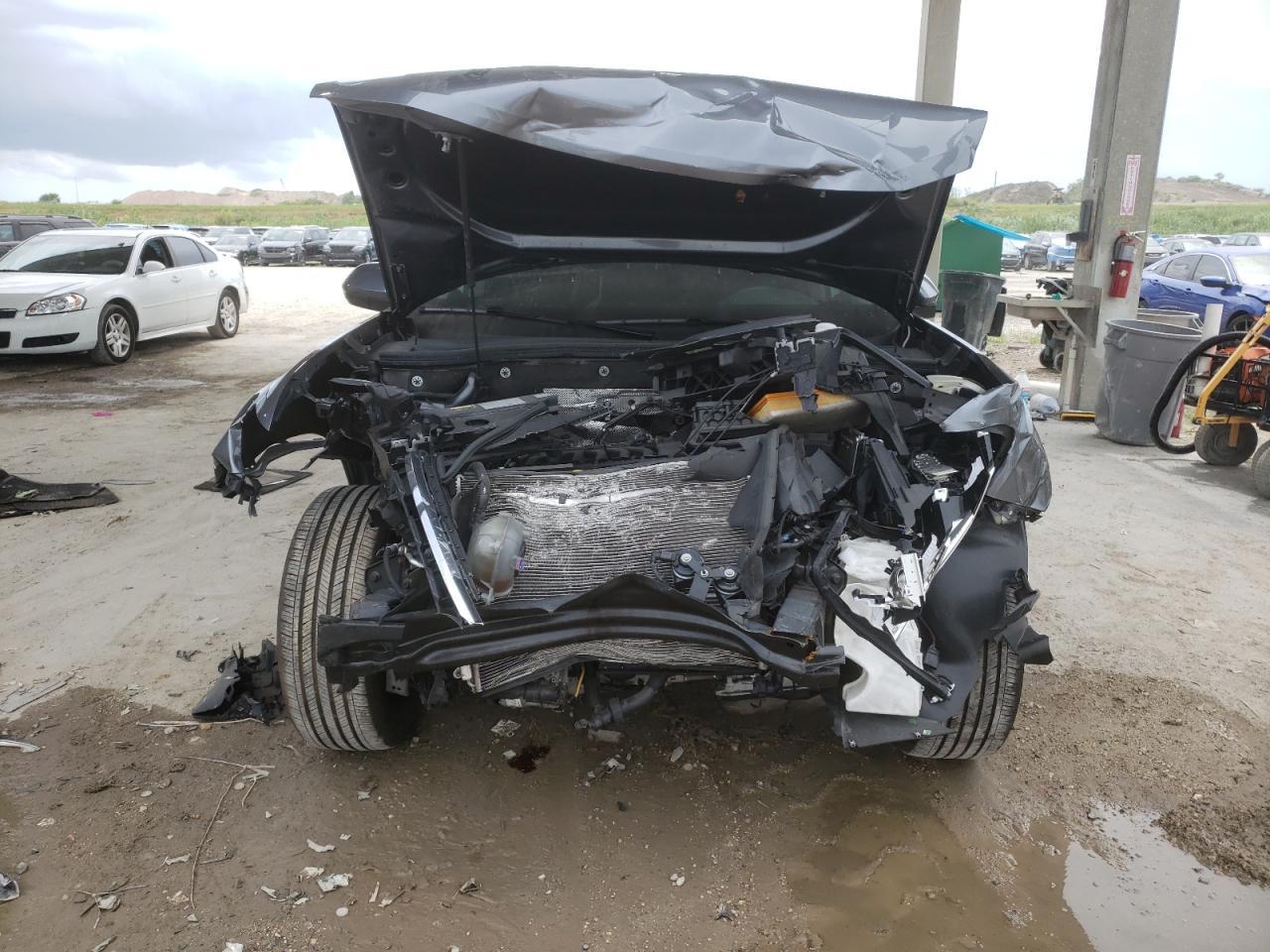 2023 Volkswagen Atlas Se - Image 5