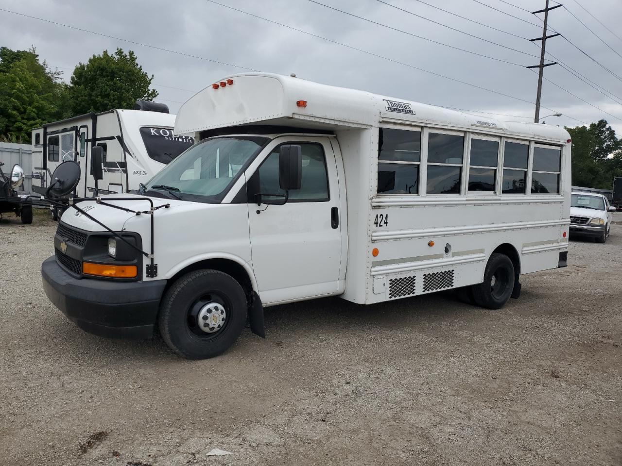 2017 Chevrolet Express G3500 - Фото 2
