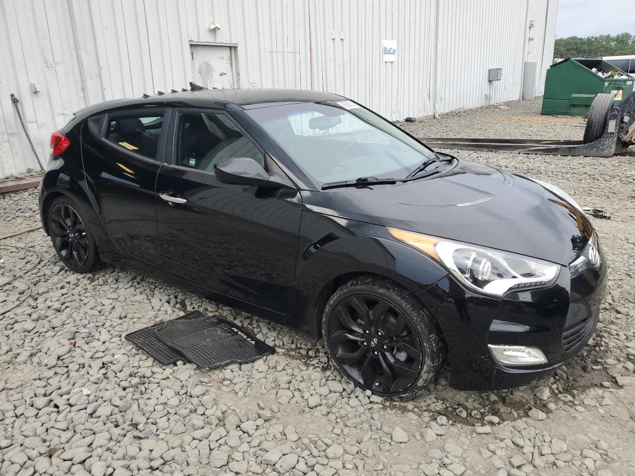 2015 Hyundai Veloster - Фото 4