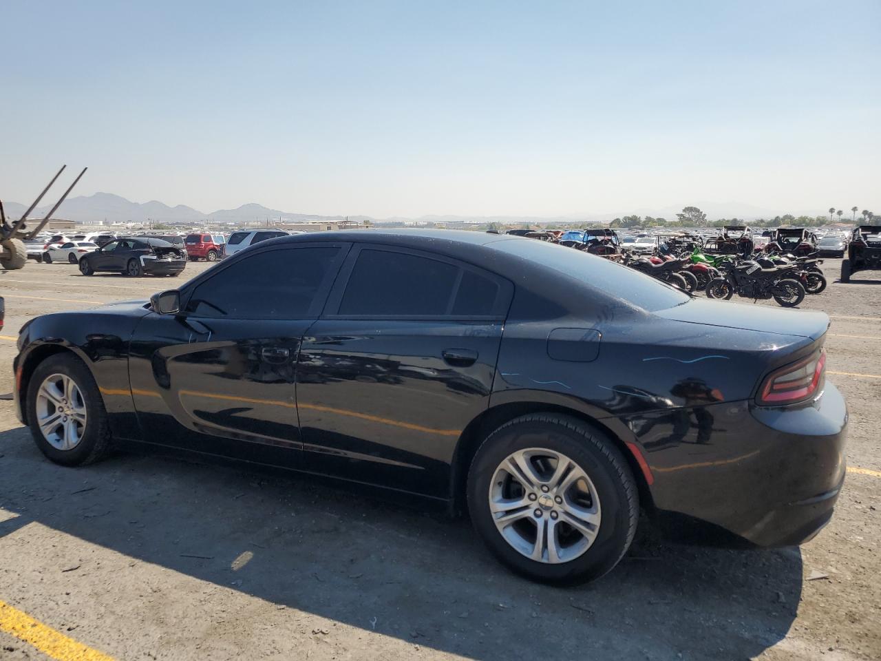 2020 Dodge Charger Sxt - Фото 2