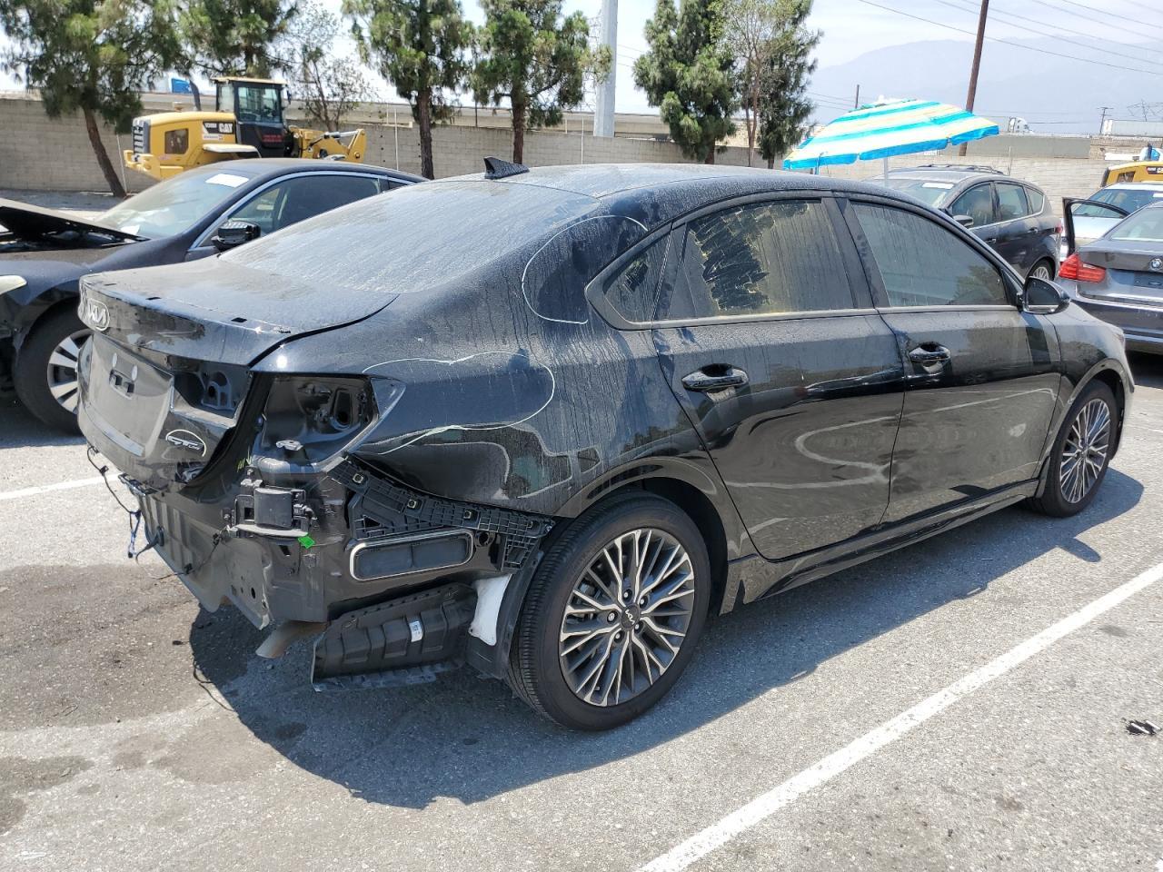 2024 Kia Forte Gt Line - Image 3