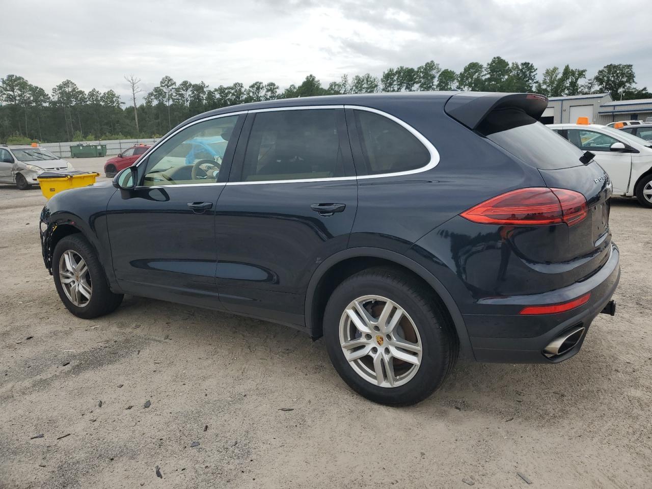 2016 Porsche Cayenne - Image 2