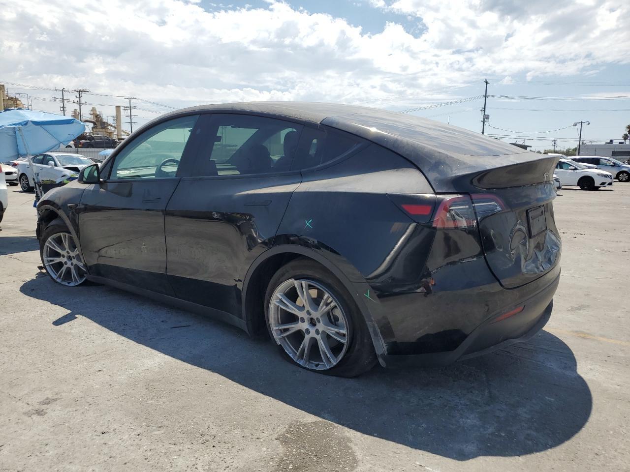 2024 Tesla Model Y - Image 2
