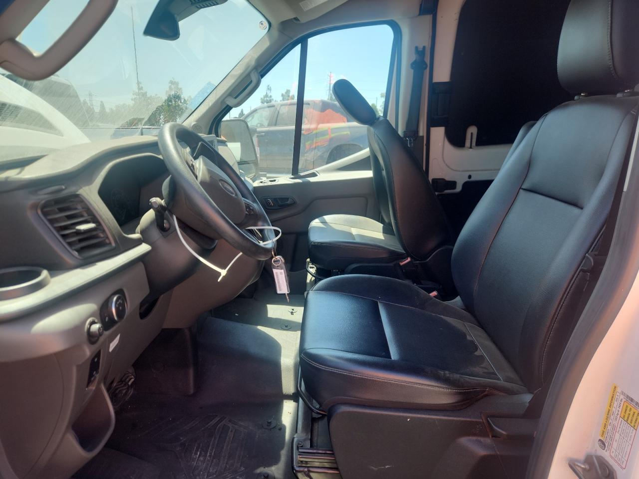 2023 Ford Transit T-250 - Фото 7