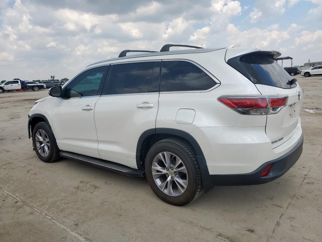 2014 Toyota Highlander Xle - Фото 2