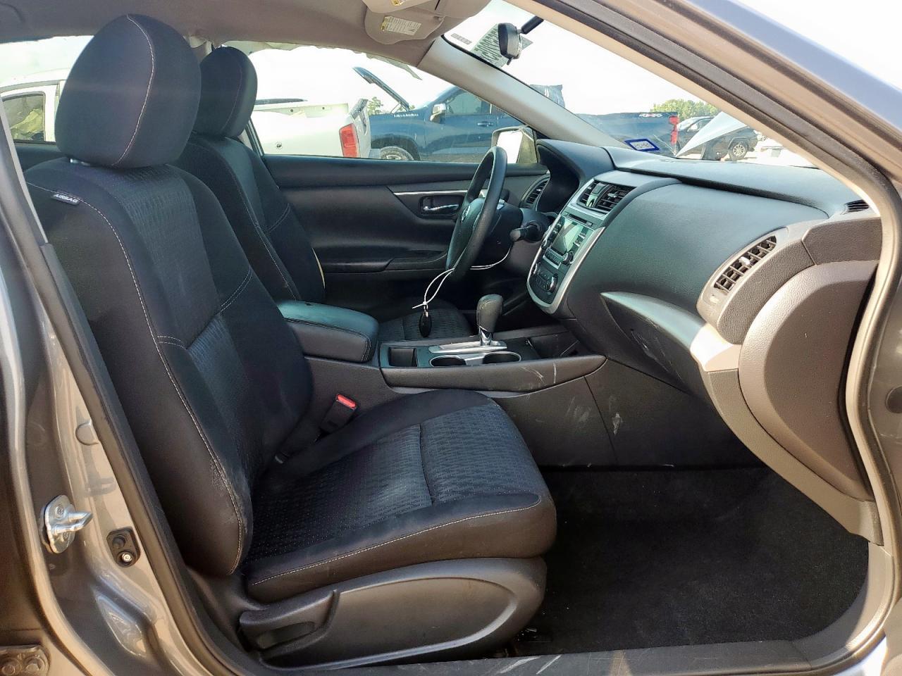 2016 Nissan Altima 2.5 - Фото 7