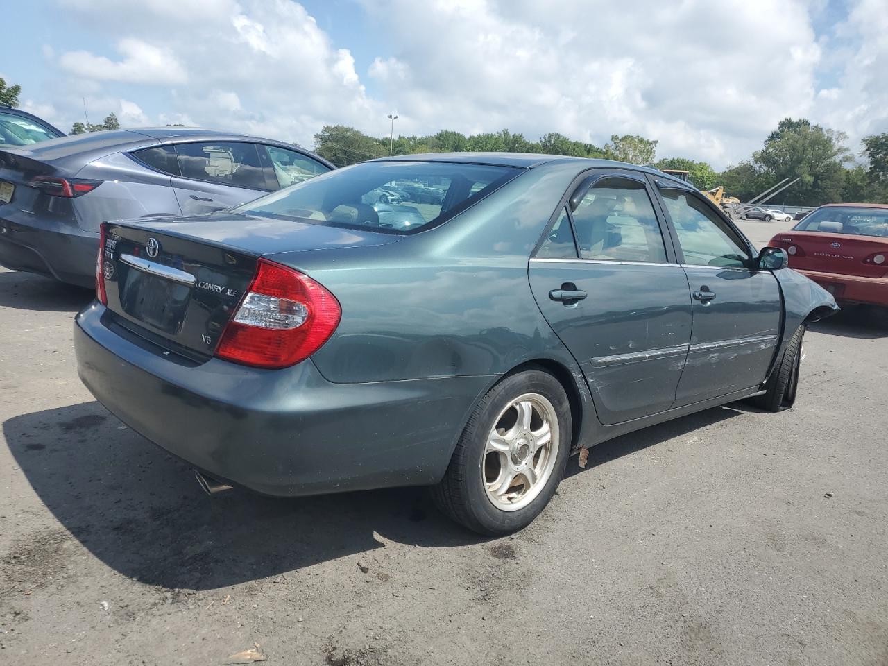 2004 Toyota Camry Le - Фото 3